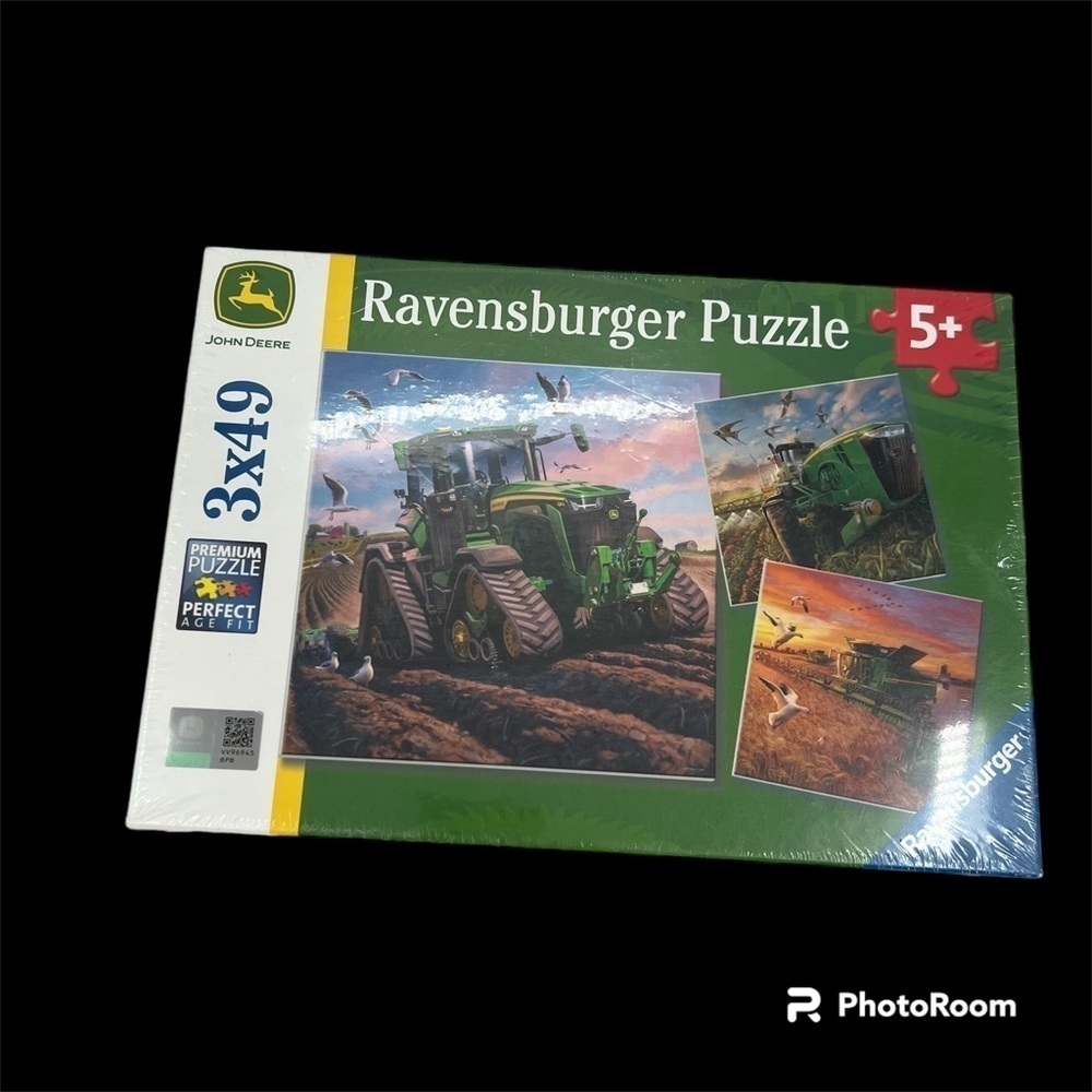 John Deere Ravensburger Seasons of 3 x 49 Piece Jigsaw Puzzle Set NIB
